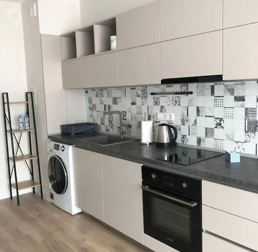 *hot* Main Square Brand New Luxury Apartman Burgasz