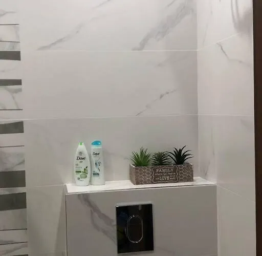 *hot* Main Square Brand New Luxury Burgasz